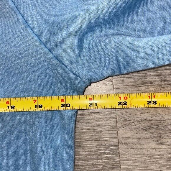 Huk Performance Women Medium Fleece Sweatshirt Crewneck Pullover Fishing Outdoor - Picture 10 of 14